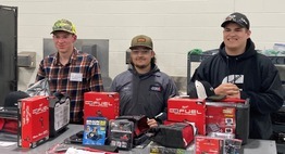 CTC winning students with the tool prizes